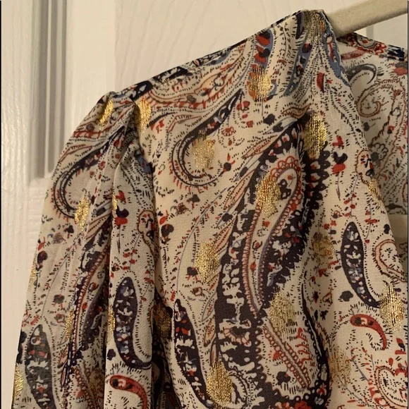 Fashion Nova cropped V-neck Blouse - Picture 4 of 9